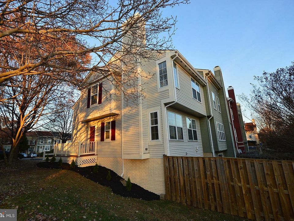 1st image of 6629 Medinah Ln