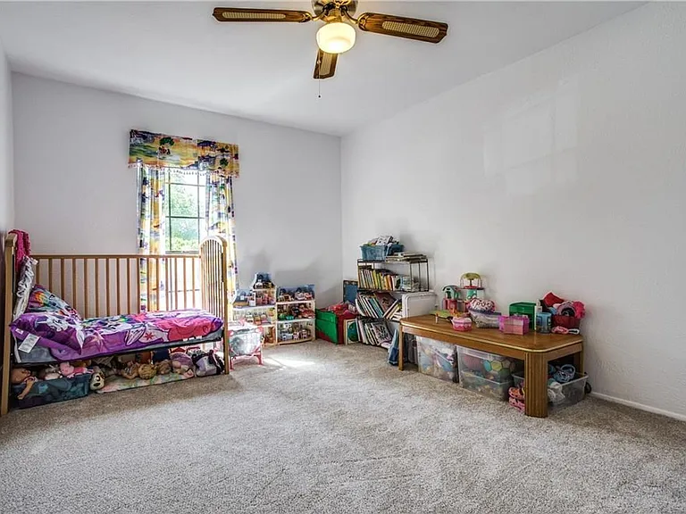 7612 Jerome Dr — Photo 8