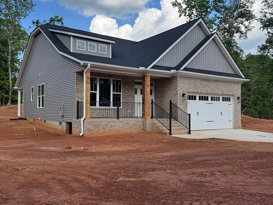 2nd image of 3 Eastwood Ct
