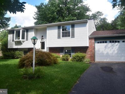 126 Magnolia Rd, Sterling, VA, 20164