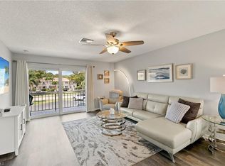 185 Palm Dr #18-H, Naples, FL 34112