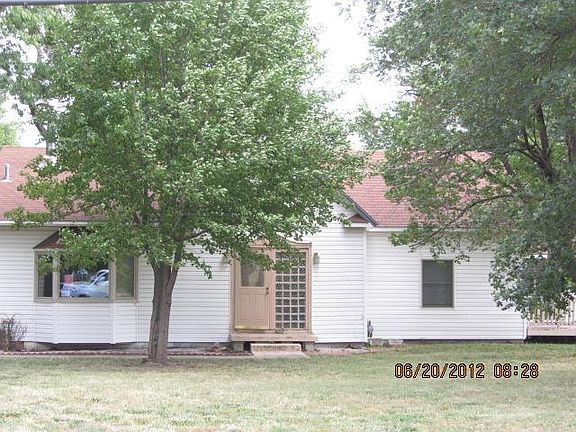 2nd image of 805 E Monroe St