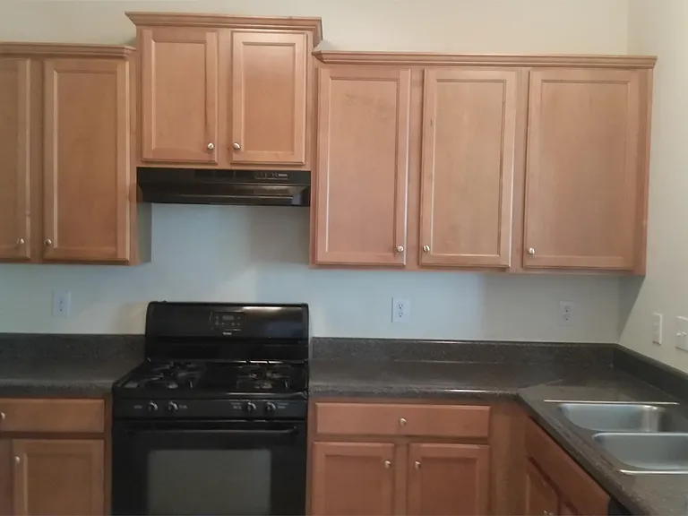 7068 Littlebrook Way — Photo 5