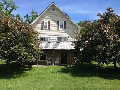 1st image of 125 Bennett St