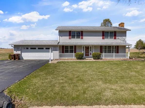 412 E Lincoln St, Mount Carroll, IL 61053