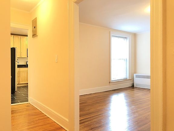 4th image of 6940 108th St APT 3C