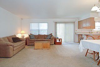 Kitchen / Living Room