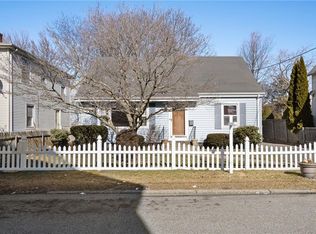 125 Samuel Ave, Pawtucket, RI 02860