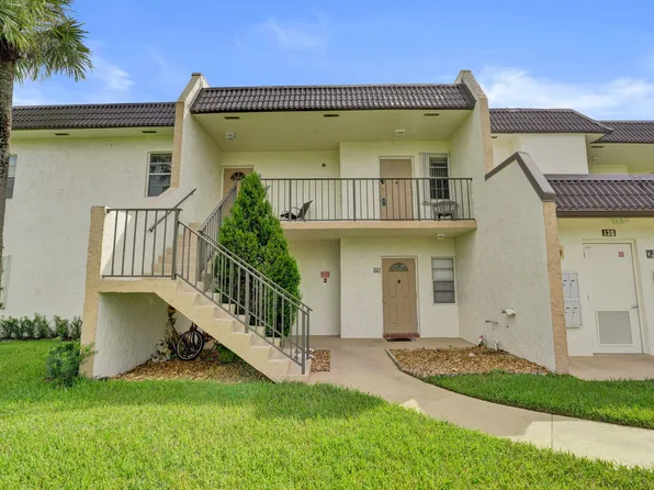 130 Lake Meryl Drive, West Palm Beach, FL 33411