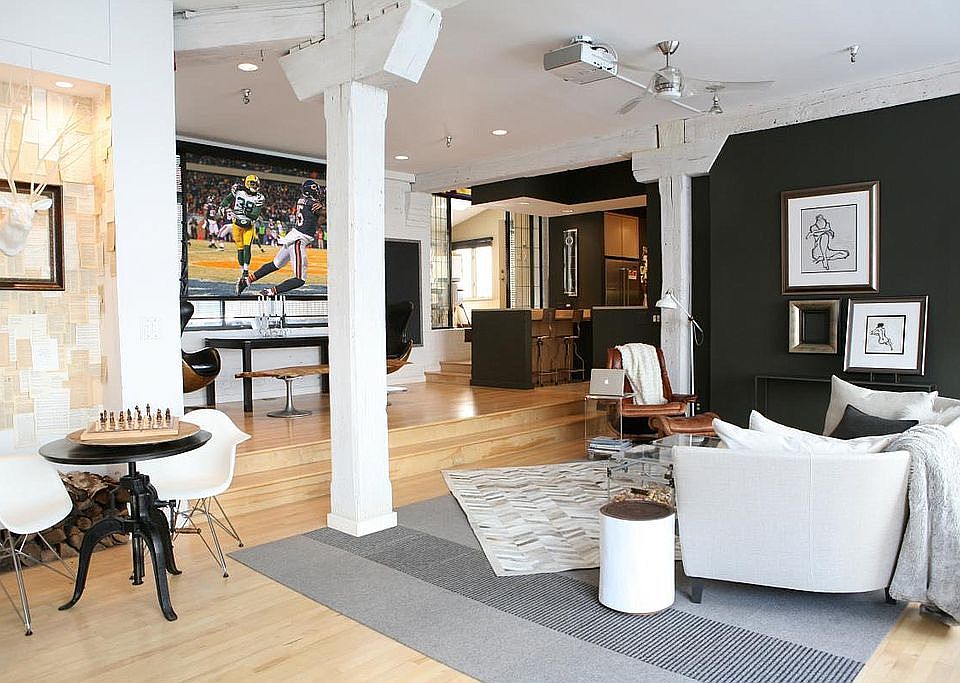 1st image of 215 W Illinois St APT 2A