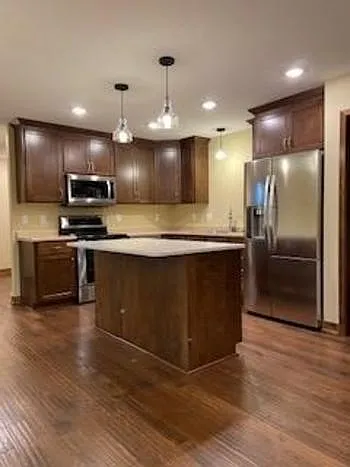 Upgraded kitchen cabinets to the ceiling.