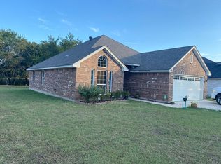 1503 Century Oaks Dr, Lockhart, TX 78644