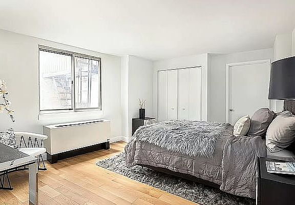 4th image of 308 E 38th St #4AA