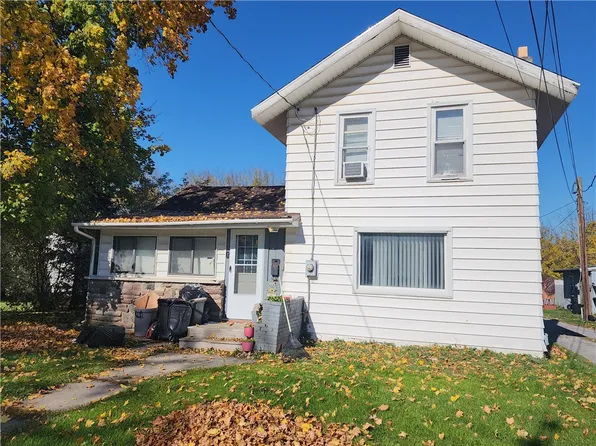 29 Erie St, Mount Morris, NY 14510