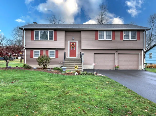21 Oxford Lane, Cromwell, CT 06416