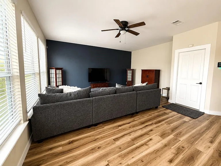 18639 Bristol Point Ln — Photo 16