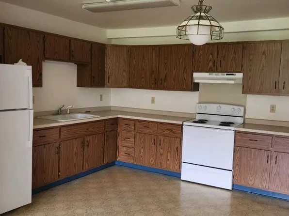 1938 Grandview Dr #6, Niagara, WI 54151