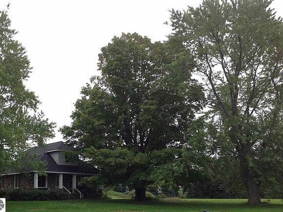 2nd image of 11594 Peninsula Dr
