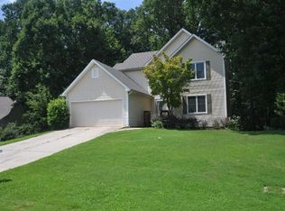 7084 Valley Forge Dr, Flowery Branch, GA 30542