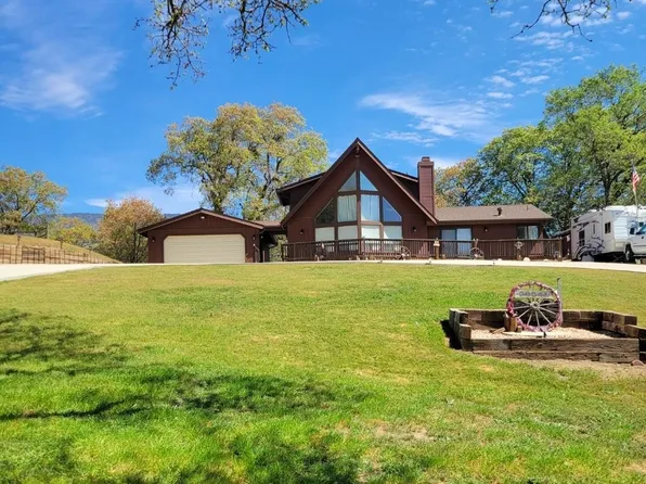 30341 Pinedale Dr, Tehachapi, CA 93561