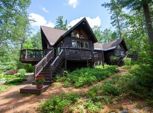 22 Dear Ln, Rainbow Lake, NY 12976