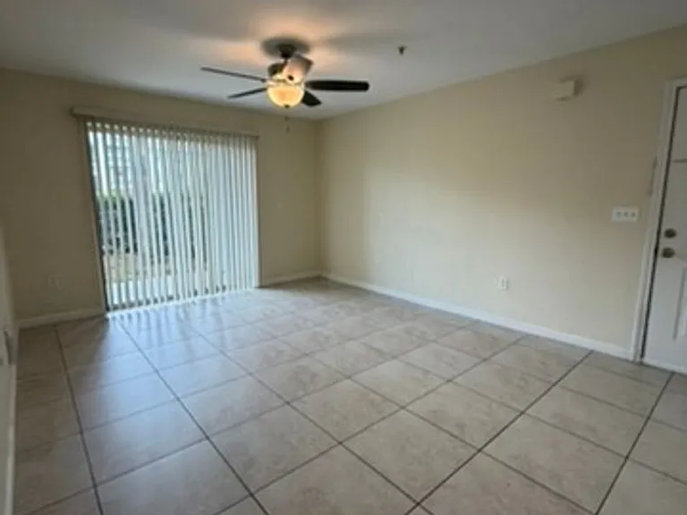 4100 Dancing Cloud Ct #271 — Photo 4