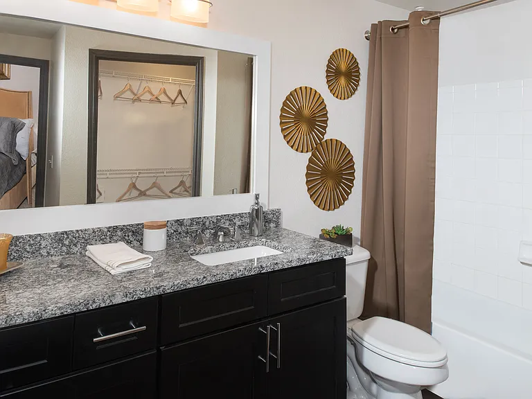 The Flats at Westover Hills — Photo 20