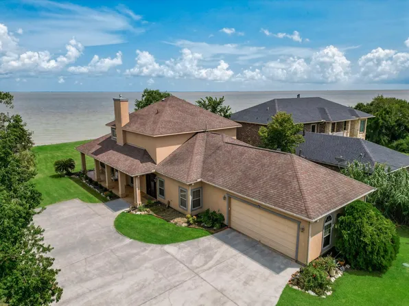 11610 Cedar Gully Rd, Beach City, TX 77523