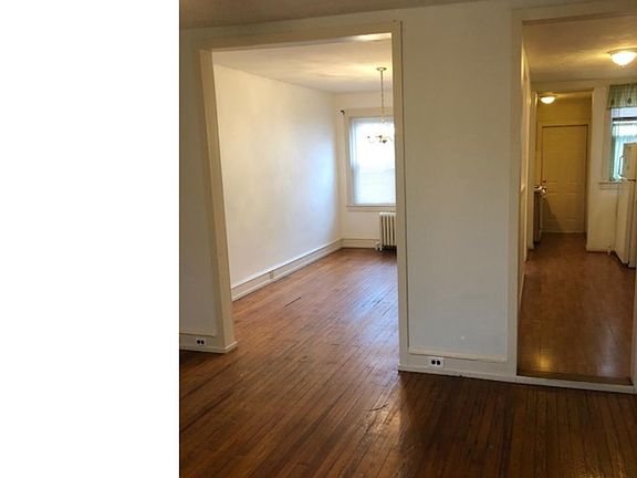2nd image of 1714 W 14th St