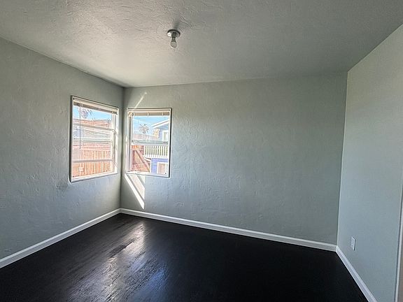 3rd image of 5134 Saratoga Ave #7