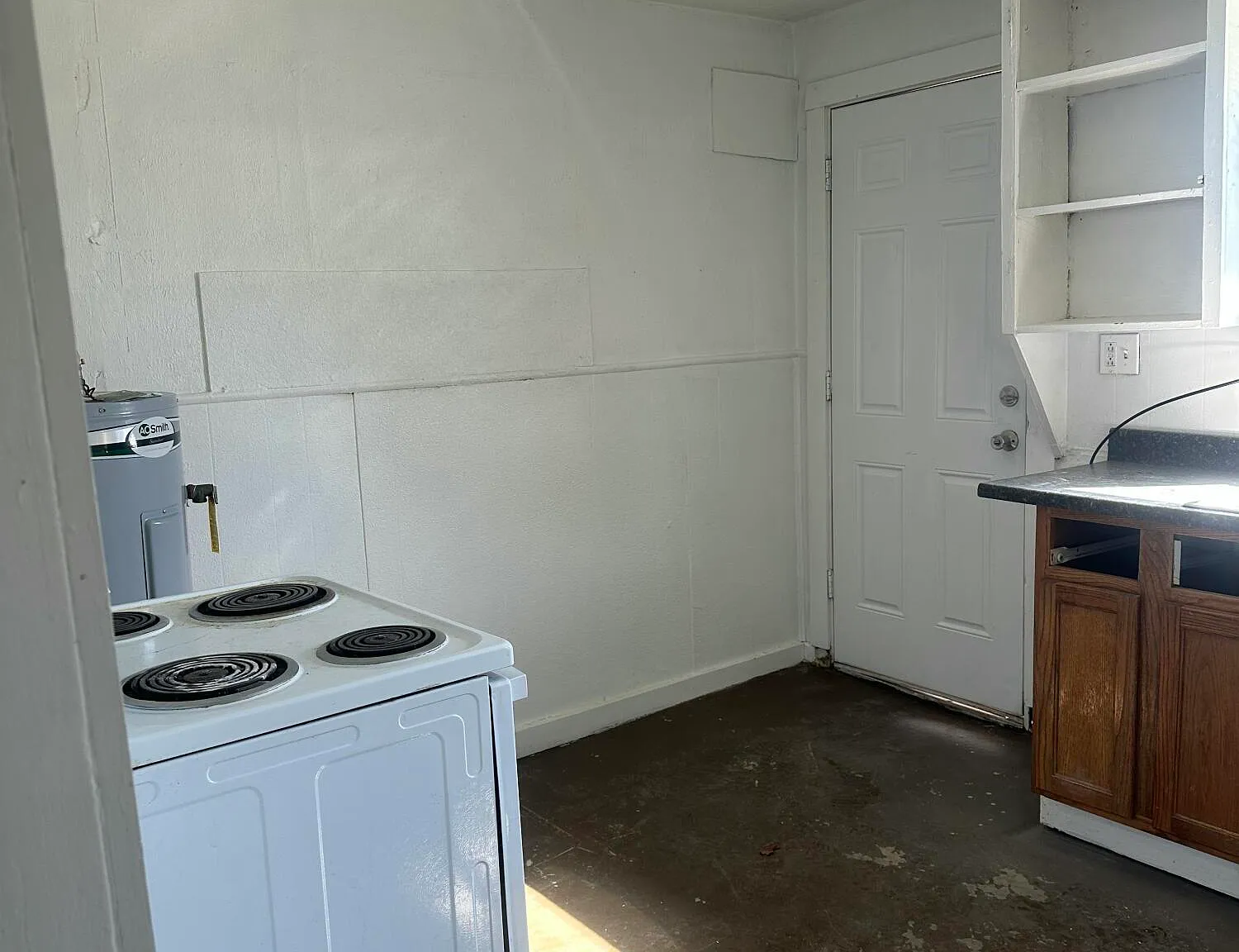 1 bed, 1.0 bath, 330 sqft, $750 — Photo 4
