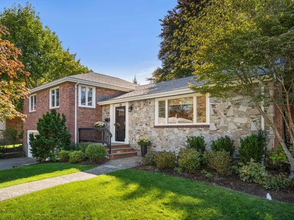 59 Deborah Rd, Newton, MA 02459