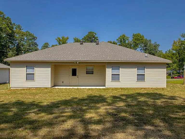 202 Greenwood Ave — Photo 32