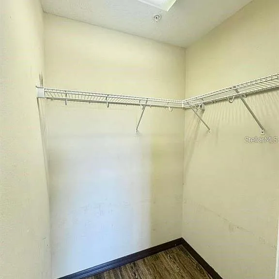 1122 Priory Cir — Photo 19