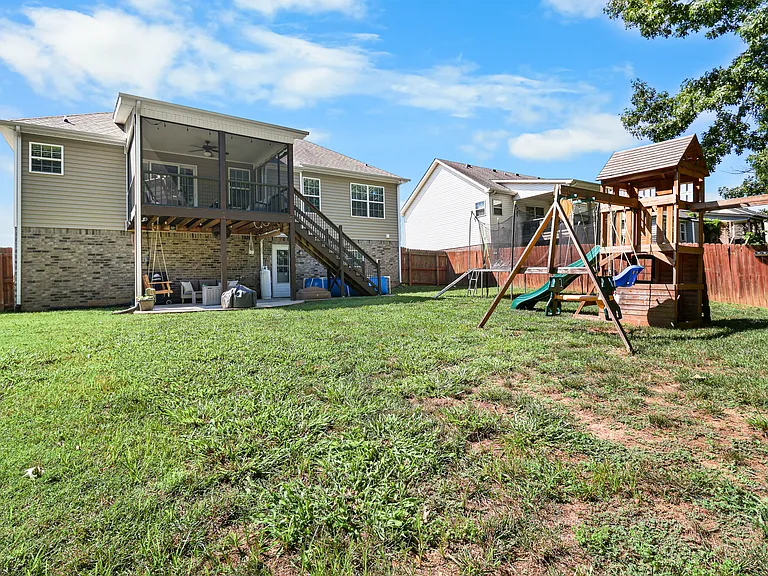 773 Banister Dr — Photo 37