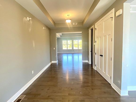 4th image of 1010 Cornwell Dr