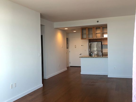 3rd image of 40-28 College Point Blvd #1706