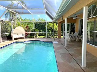 731 Warwick Pl, Naples, FL 34104