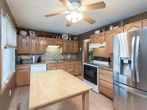4th image of 1308 Maxwell Ave