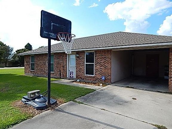 2nd image of 59330 Emma Ave