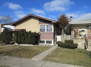 2646 Grunewald St, Blue Island, IL