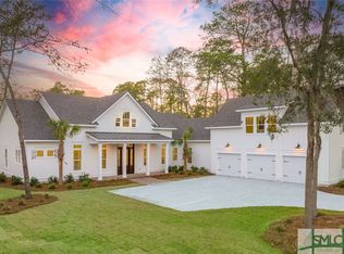 5 Strawberry Ln, Savannah, GA 31411