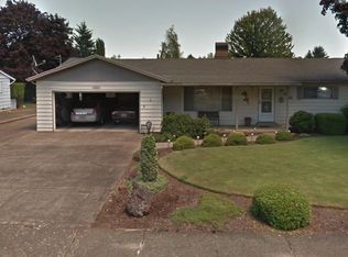 266 NW Douglas St, Dallas, OR