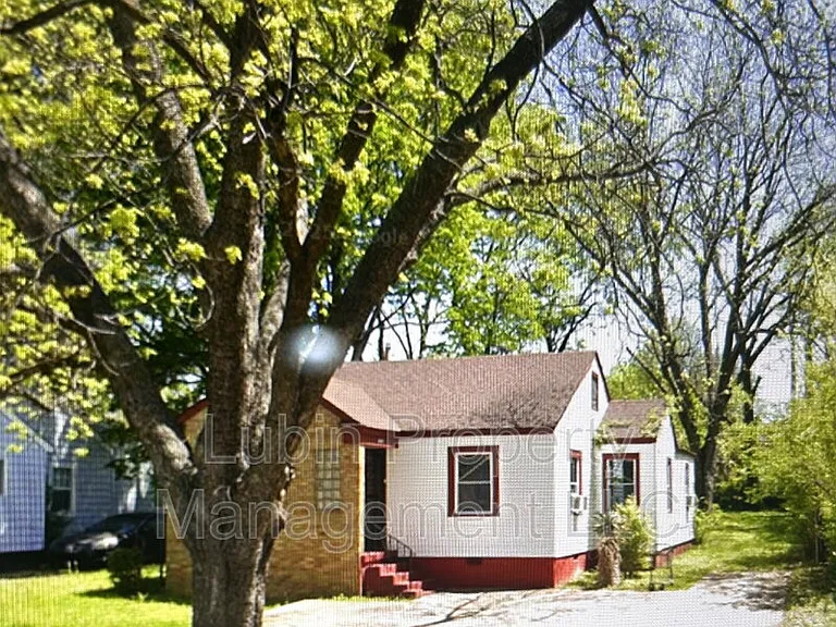 1866 Valley Blvd — Photo 1