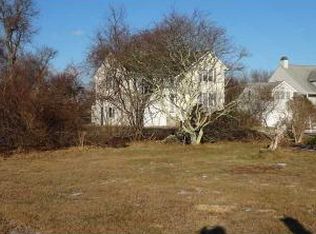 21 Blackberry Hill Dr, South Kingstown, RI 02879