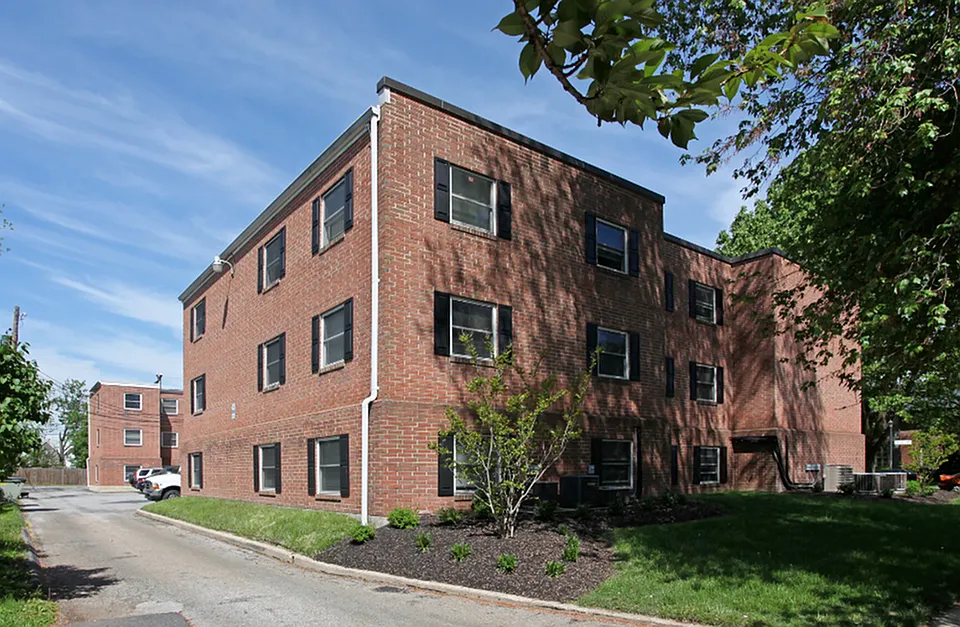 Winston Hall Apartments