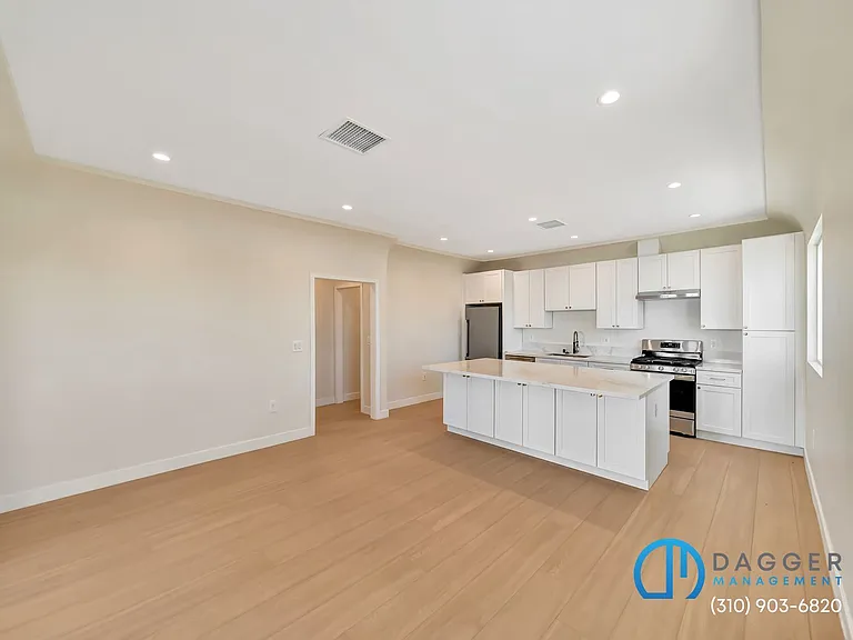 2800 Winter St #3 — Photo 10