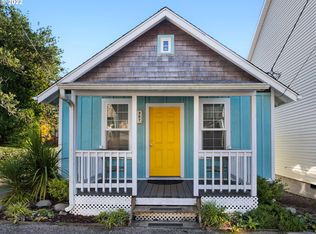 307 3rd Ave, Seaside, OR 97138