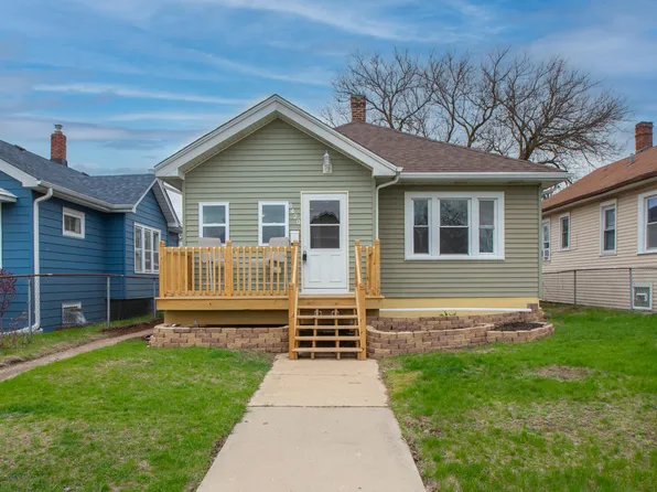 6420 Garfield Ave, Hammond, IN 46324