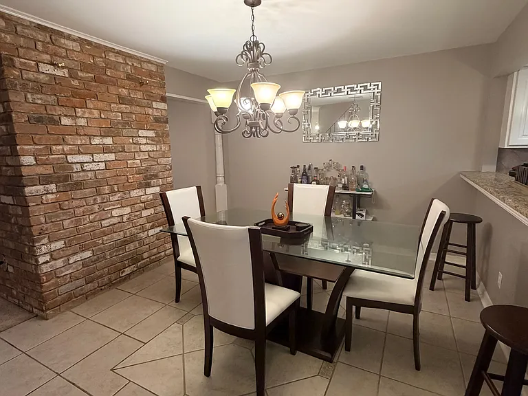 10014 Artesia Dr — Photo 4